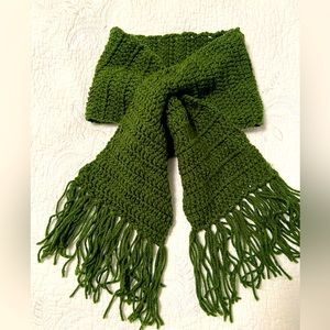 Handmade  green Scarf